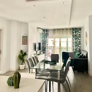 https://tulipanes-benalmadena.es-andalucia.com